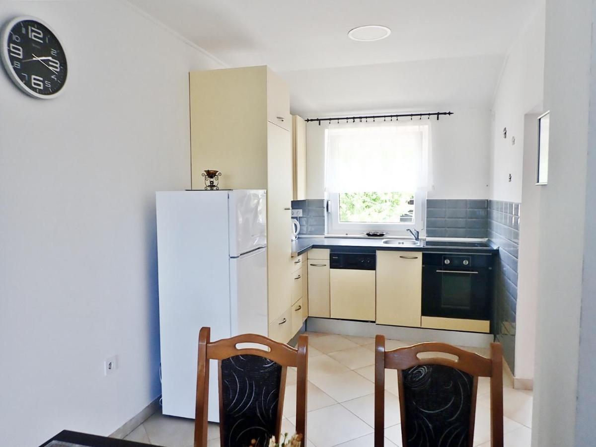 Apartment Maca Starigrad Paklenica Luaran gambar
