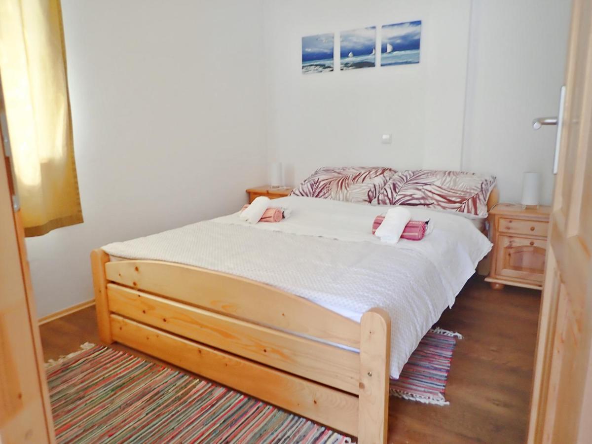 Apartment Maca Starigrad Paklenica Luaran gambar