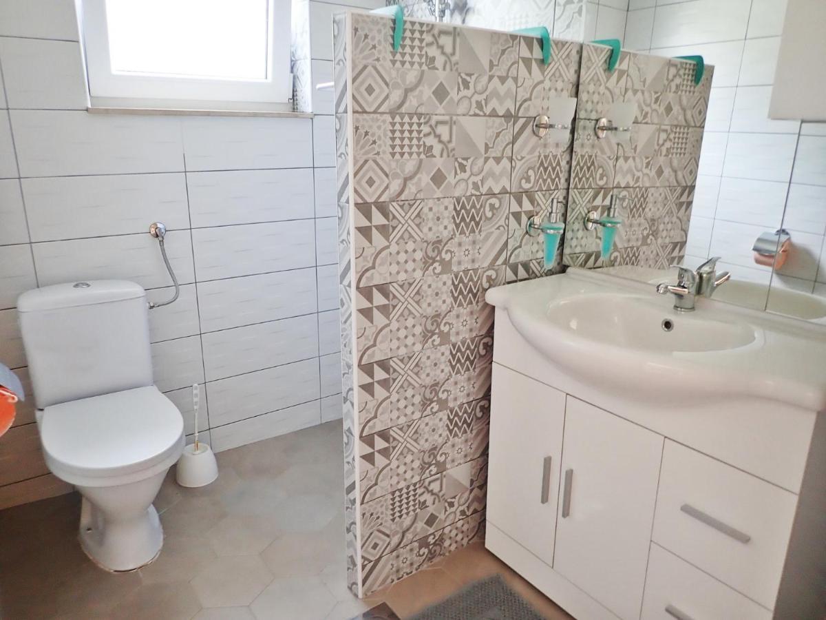 Apartment Maca Starigrad Paklenica Luaran gambar