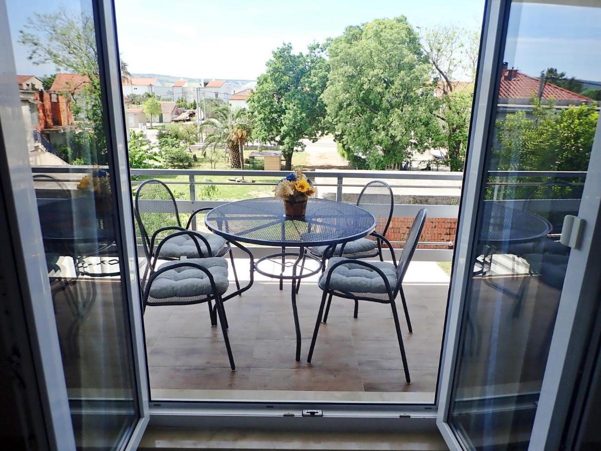 Apartment Maca Starigrad Paklenica Luaran gambar